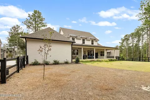Exterior - 325 Sloan Ln, Pinehurst, NC 28374 photo 6 of 8