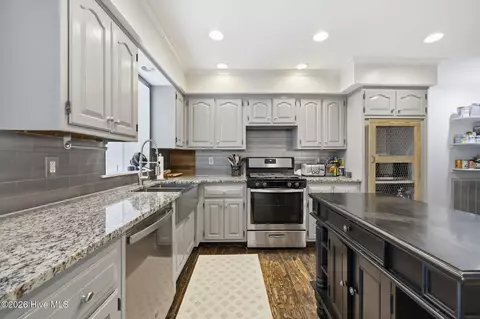 Kitchen - 7 Ash Ct, Pinehurst, NC 28374 photo 1 of 3