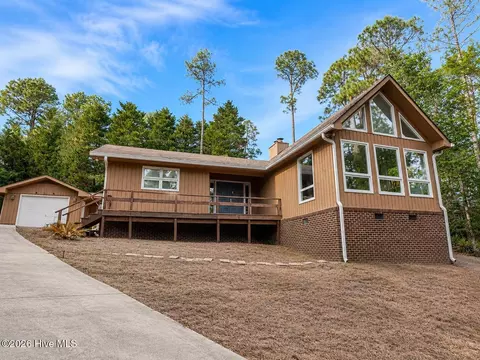 7 Ash Ct, Pinehurst, NC 28374