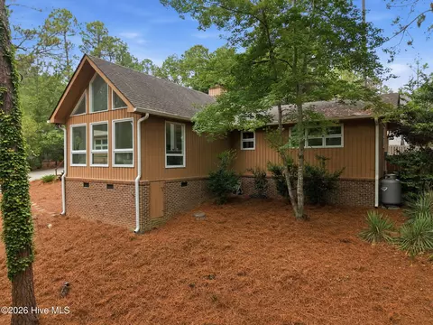 Exterior - 7 Ash Ct, Pinehurst, NC 28374 photo 1 of 10