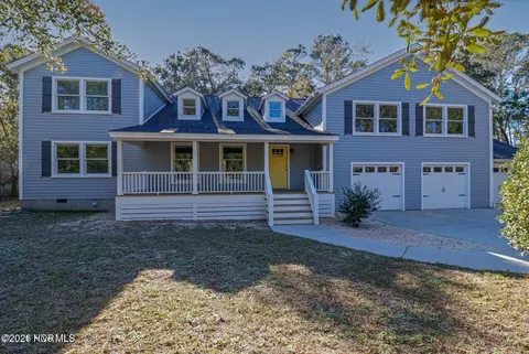 1111 Newton Dr SE, Southport, NC 28461