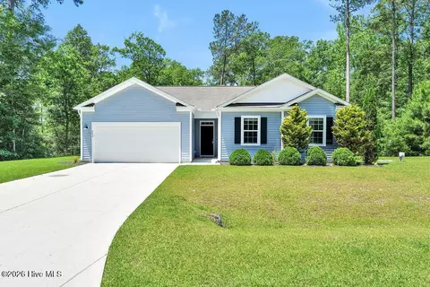 203 J Belton Ct, Sneads Ferry, NC 28460