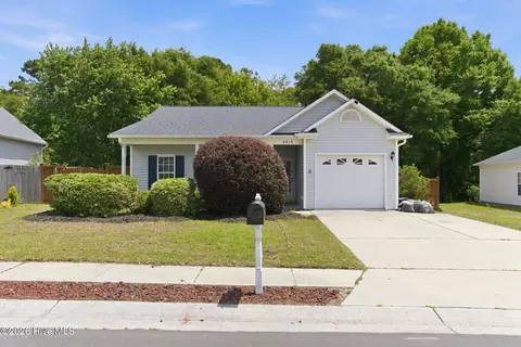 6813 Hailsham Dr, Wilmington, NC 28412