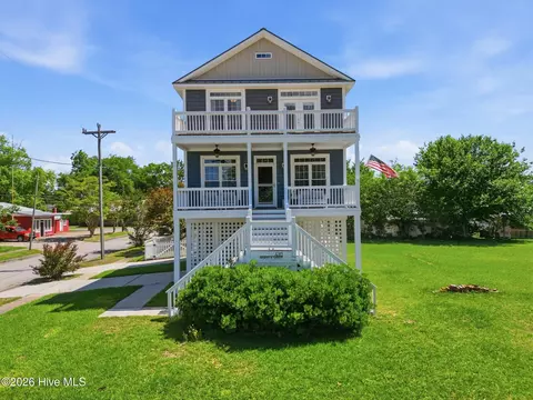 410 N A St, Bridgeton, NC 28519