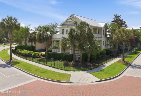 6524 Brevard Dr, Wilmington, NC 28405