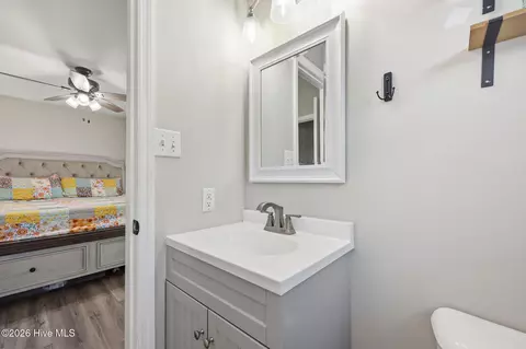 Bath - 339 Riggs Rd, Hubert, NC 28539 photo 2 of 3