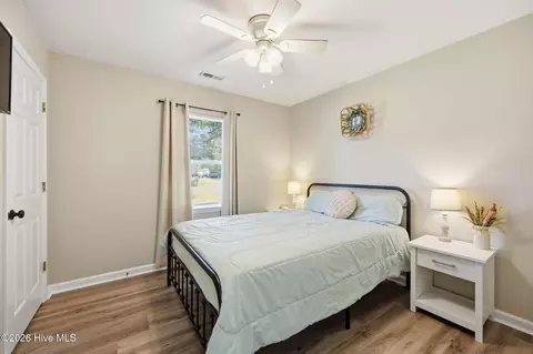 Bedroom - 339 Riggs Rd, Hubert, NC 28539 photo 1 of 6