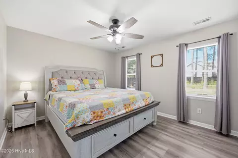 Bedroom - 339 Riggs Rd, Hubert, NC 28539 photo 3 of 6