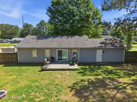 Exterior - 339 Riggs Rd, Hubert, NC 28539 photo 6 of 12
