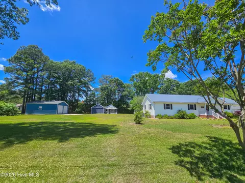 Exterior - 809 Sandy Ridge Rd, Tyner, NC 27980 photo 2 of 8