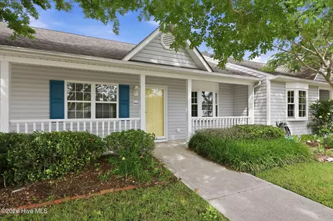 502 Courtyard E, Beaufort, NC 28516