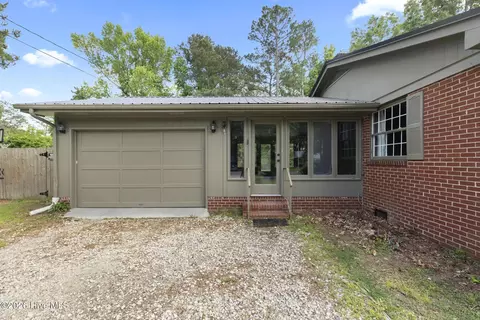 Other - 310 E Cliff St, Wallace, NC 28466 photo 2 of 14