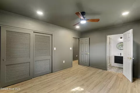 Bedroom - 310 E Cliff St, Wallace, NC 28466 photo 2 of 3