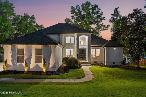 967 Windmill Ln, Evans, GA 30809
