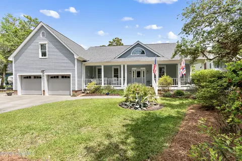 1016 Captain Adkins Dr SE, Southport, NC 28461