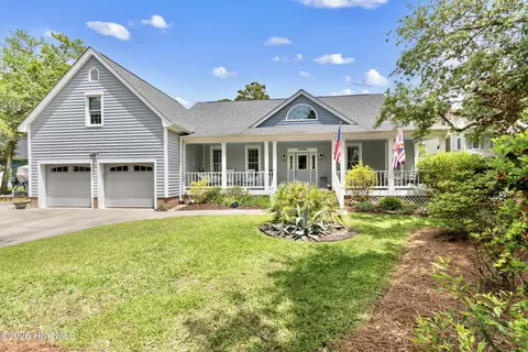 1016 Captain Adkins Dr SE, Southport, NC 28461