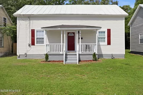 307 Mc Daniels St, Kinston, NC 28501