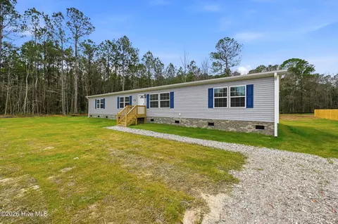 1908 Rooks Rd, Atkinson, NC 28421