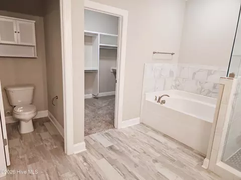 Bath - 100 Priya Ct, Guyton, GA 31312 photo 3 of 4