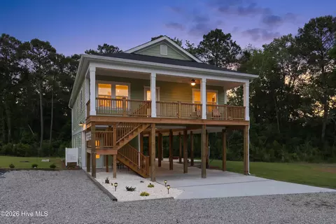 8238 Old Georgetown Rd SW, Sunset Beach, NC 28468