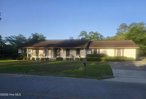 605 Beechwood Dr NW, Thomson, GA 30824