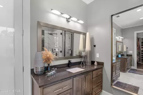 Bath - 163 Lagoon Dr, Clarks Hill, SC 29821 photo 2 of 7