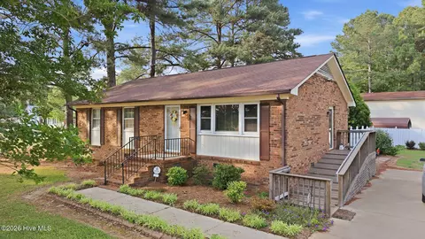 6038 Stagecoach Rd, Elm City, NC 27822