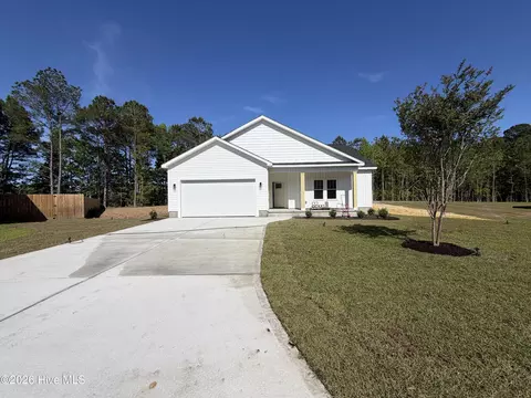 415 Timberwind Ln SE, Leland, NC 28451