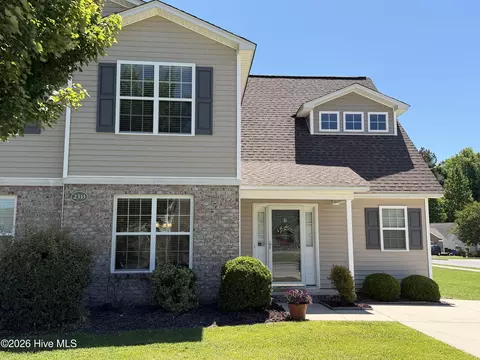 2333 Sadler Dr #B, Winterville, NC 28590