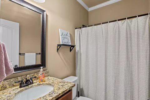 Bath - 1020 Barrett Dr, Evans, GA 30809 photo 1 of 4