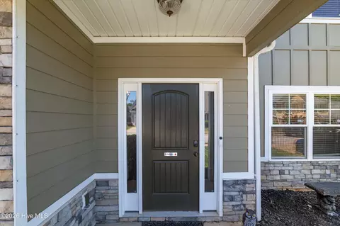 Entry Way - 1020 Barrett Dr, Evans, GA 30809 photo 1 of 5