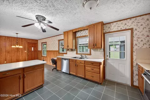 Kitchen - 507 5th St, Jackson, SC 29831 photo 3 of 3
