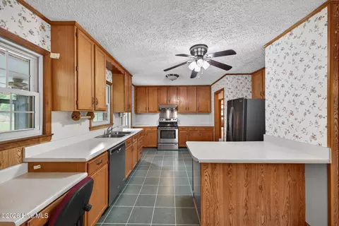 Kitchen - 507 5th St, Jackson, SC 29831 photo 1 of 3