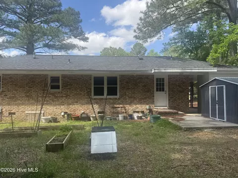 1105 Brownview Dr, Rocky Mount, NC 27801