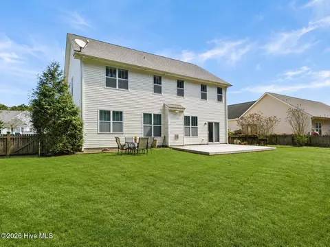 Exterior - 476 Landsdowne Cir, Hampstead, NC 28443 photo 3 of 6