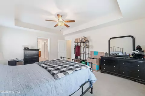 Bedroom - 476 Landsdowne Cir, Hampstead, NC 28443 photo 9 of 10