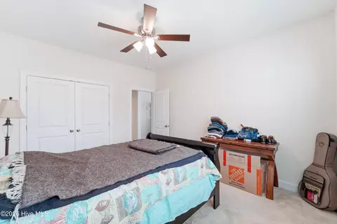 Bedroom - 476 Landsdowne Cir, Hampstead, NC 28443 photo 3 of 10