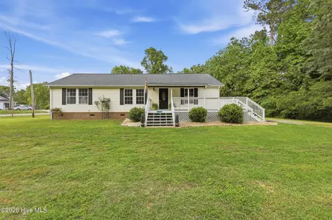 308 Rockfish St, Edenton, NC 27932