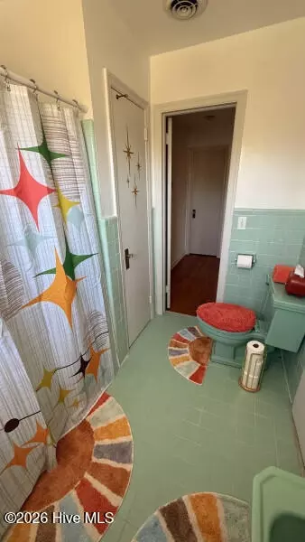 Bath - 2223 Morningside Dr, Augusta, GA 30904 photo 3 of 5