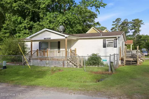 175 Pine Cone Ln, Blounts Creek, NC 27814