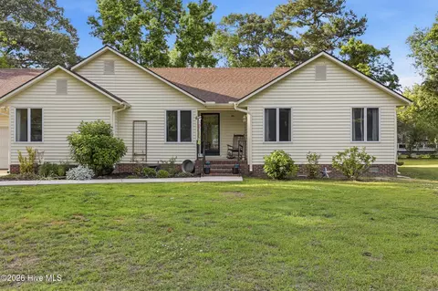 935 Soundside Rd, Edenton, NC 27932