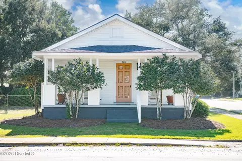 800 Mulberry St, Beaufort, NC 28516