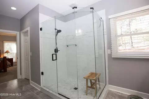 Bath - 52 Stoneykirk Dr, Pinehurst, NC 28374 photo 3 of 7