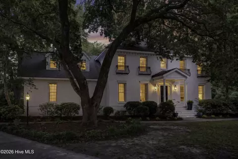 6263 Turtle Hall Dr, Wilmington, NC 28409
