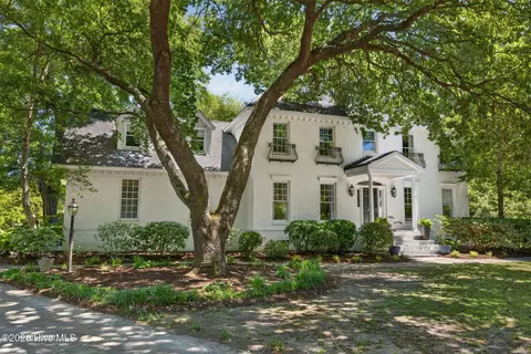 6263 Turtle Hall Dr, Wilmington, NC 28409