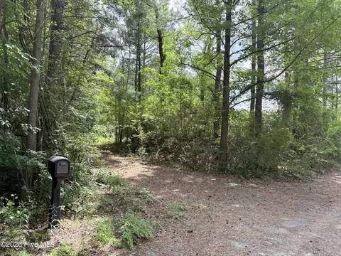 4768 Maria Ct, Grimesland, NC 27837