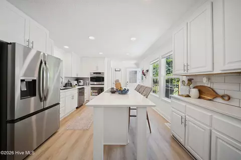 Kitchen - 981 Sloop Point Loop Rd, Hampstead, NC 28443 photo 3 of 7
