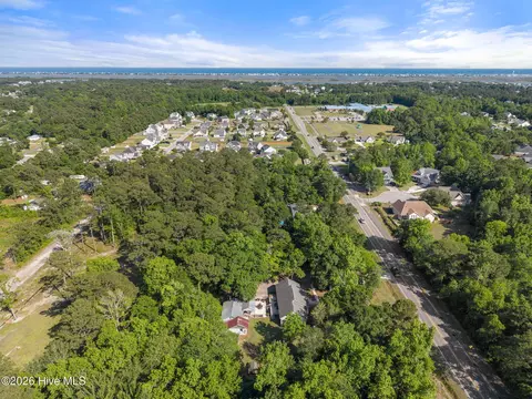 View/Area - 981 Sloop Point Loop Rd, Hampstead, NC 28443 photo 1 of 6