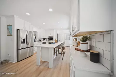 Kitchen - 981 Sloop Point Loop Rd, Hampstead, NC 28443 photo 1 of 7