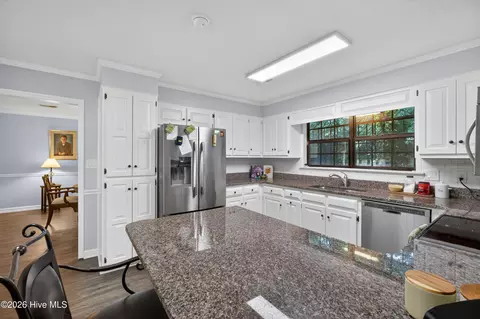 Kitchen - 2510 Commons Trce, Augusta, GA 30909 photo 2 of 3